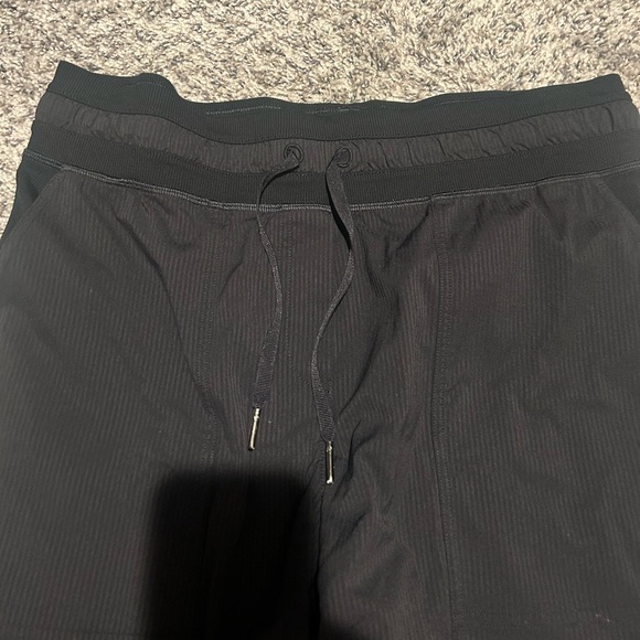 Lululemon Dance Studio Crop 24” - Picture 6 of 7